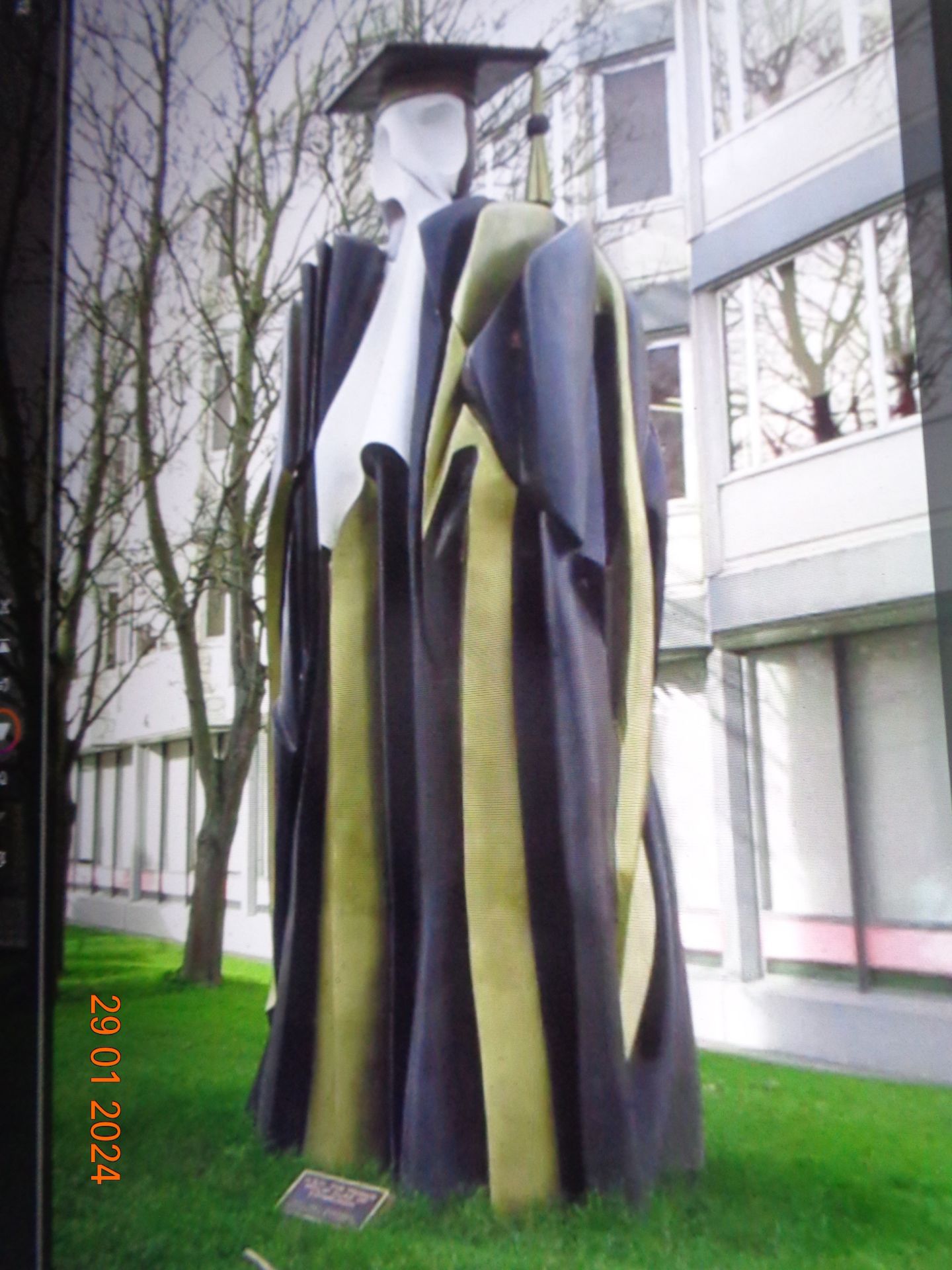 Statue on Hills Road